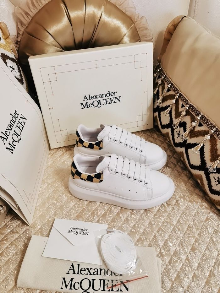 Alexander Mcqueen Couple Shoes AMS00013